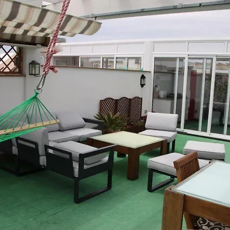 In Mit Grill, Gemeinschaftlichem Pool Und Terrasse Apartment Roses