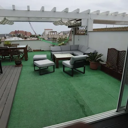 In Mit Grill, Gemeinschaftlichem Pool Und Terrasse Roses