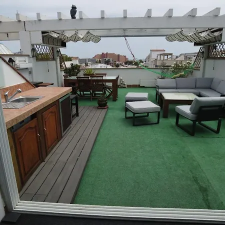 In Mit Grill, Gemeinschaftlichem Pool Und Terrasse Apartment